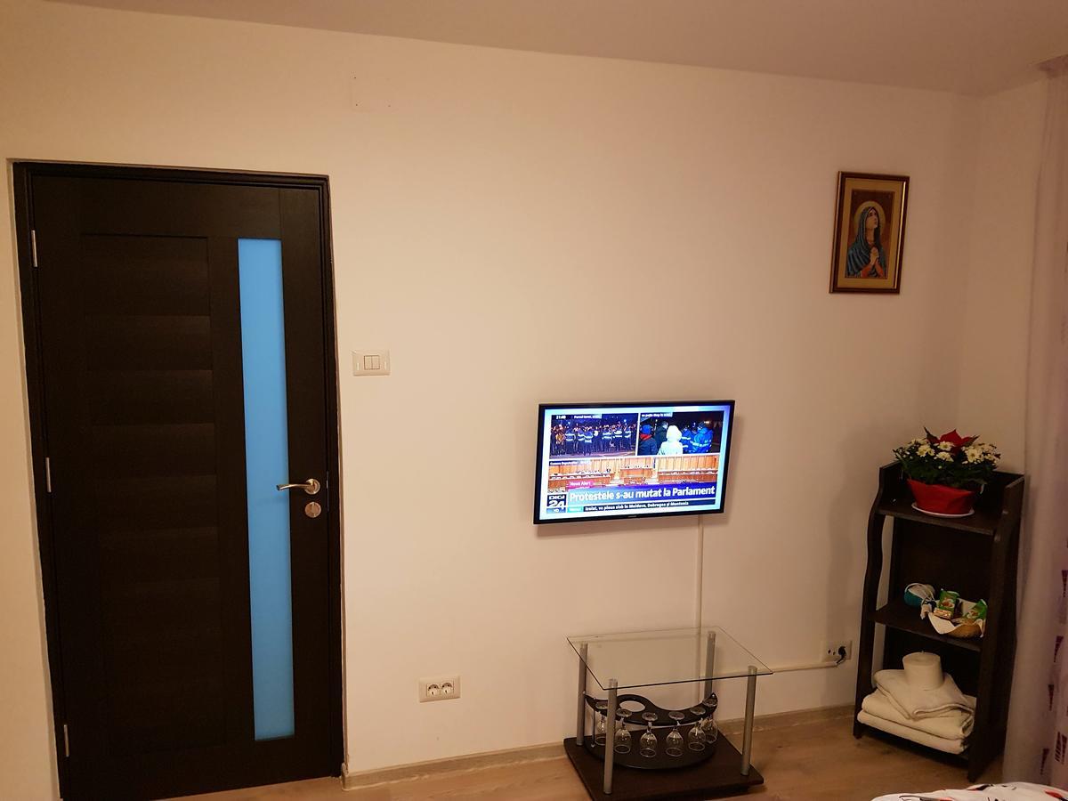 פיאטרה ניאמט Apartament Confort מראה חיצוני תמונה